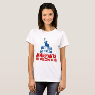Camiseta Os imigrantes dão boas-vindas ao t-shirt básico