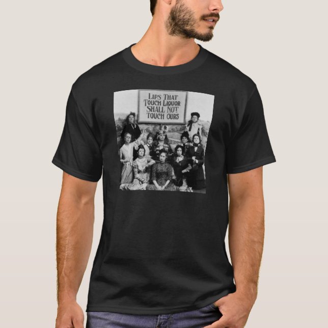 Camiseta Os lábios Que Tocam Líquido Não Devem Tocar O Noss (Frente)