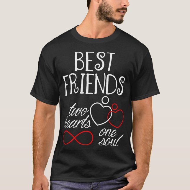 Camiseta Os Melhores Amigos Dois Corações Uma Alma Tshirt (Frente)