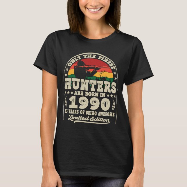 Camiseta Os Melhores Caçadores Estão A Nascer Em 1990, Caça (Frente)