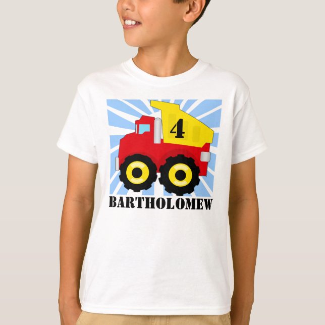 Camiseta Os meninos personalizaram o t-shirt do aniversário (Frente)