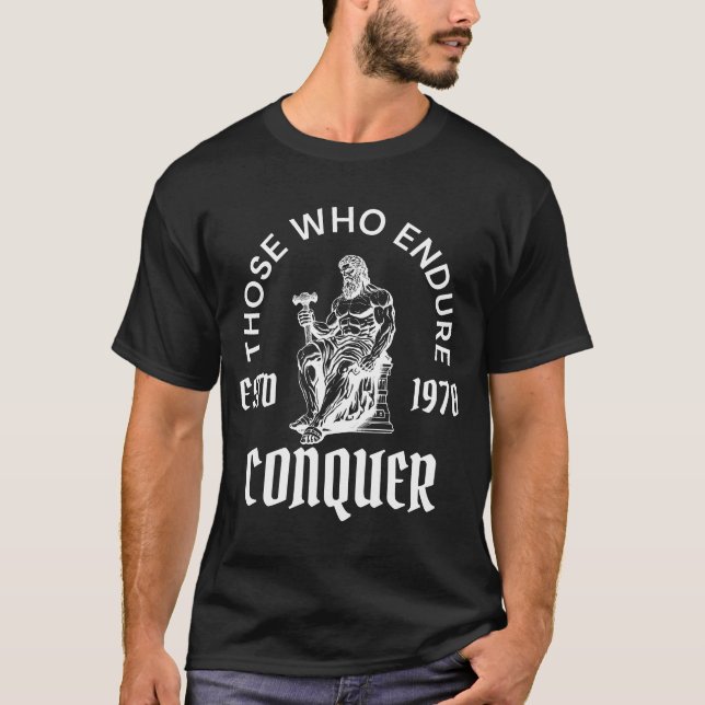 Camiseta Os Que Perseveram Conquistam Estabelecido em 1970 (Frente)