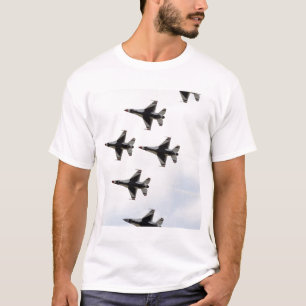 Camiseta Os Thunderbirds formam uma formação do delta de