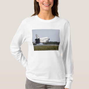 Camiseta Os toques da descoberta do vaivém espacial tragam