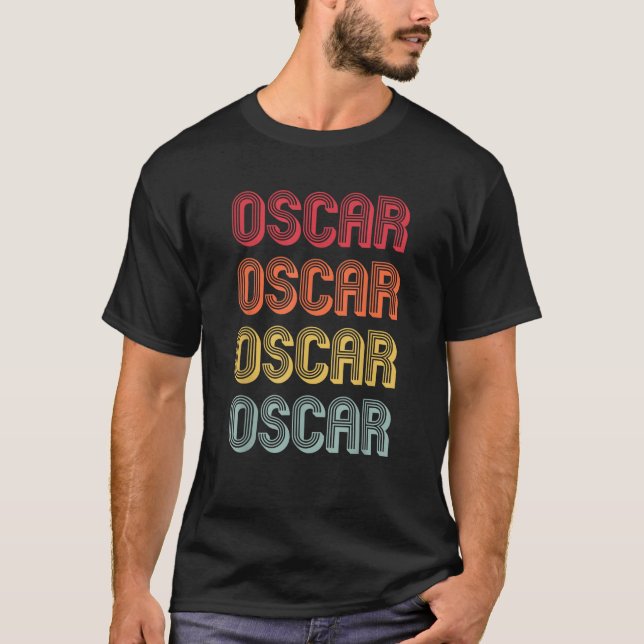 Camiseta OSCAR Nome do Presente Personalizado Funny Retro V (Frente)