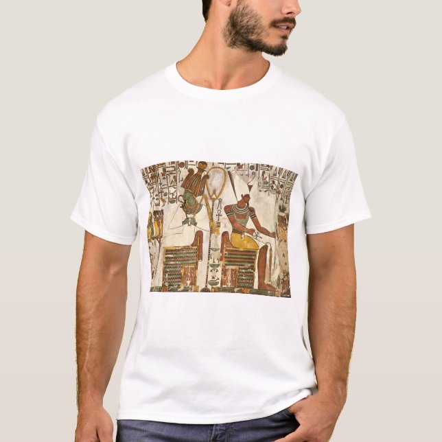 Camiseta Osiris e with_Art assentado Atum da antiguidade (Frente)
