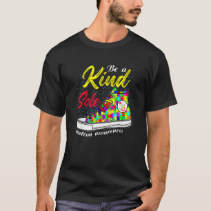 Camiseta Ótimos Sapatos São Uma Alma Gentil Puzzle de Consc