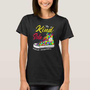 Camiseta Ótimos Sapatos São Uma Alma Gentil Puzzle de Consc