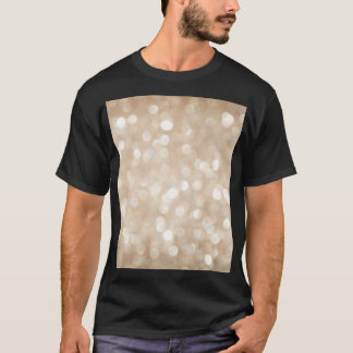 Camiseta Ouro brilhante, fundo de Natal desfocado.