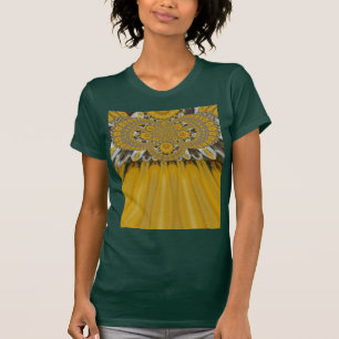 Camiseta Ouro Yellow Flower Pattern Design