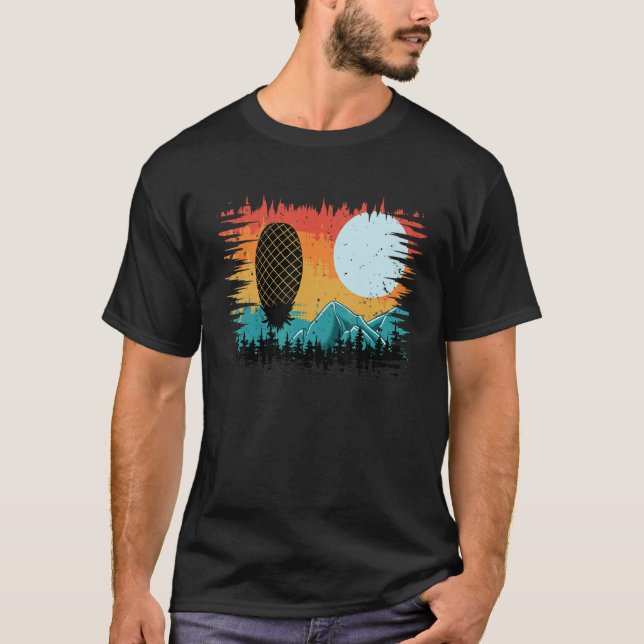 Camiseta Outdoor Swinger Hiking Camping Retro Upside Down P (Frente)