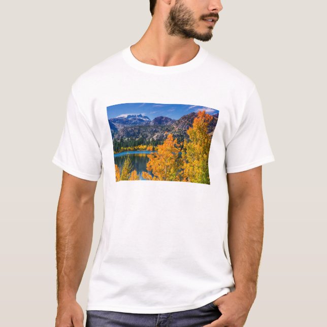 Camiseta Outono ao redor do Lago de junho, Califórnia (Frente)