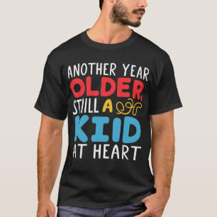 Camiseta Outro Ano - Design de Reprodução
