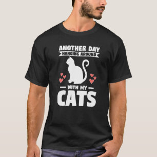 Camiseta Outro Dia Pendurado Com o Meu Gato Dono de Gato