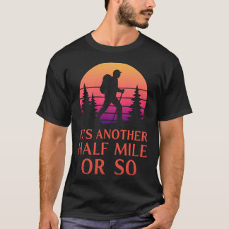 Camiseta Outro Meio Quilômetro Mochileiro Montanhista Camin