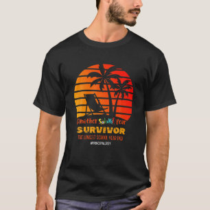 Camiseta Outro Sobrevivente no Ano Escolar Diretor 2021 Lon
