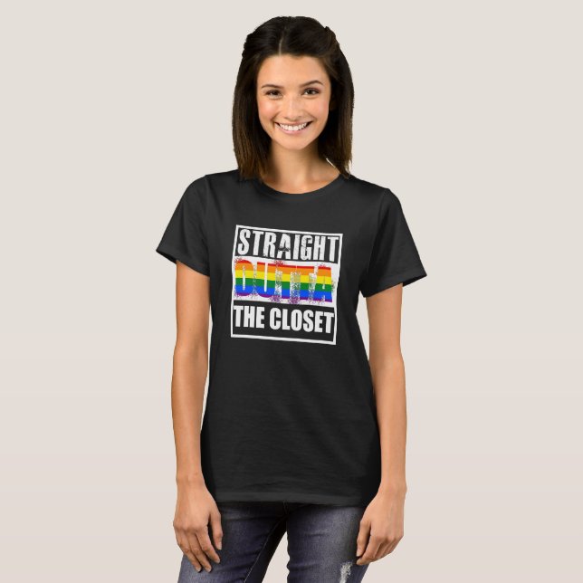 Camiseta Outta reto o orgulho gay do armário (Frente Completa)