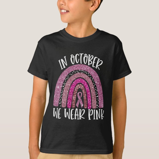 Camiseta Outubro Vestimos o Cancer rosa-arco-íris Awarene (Frente)