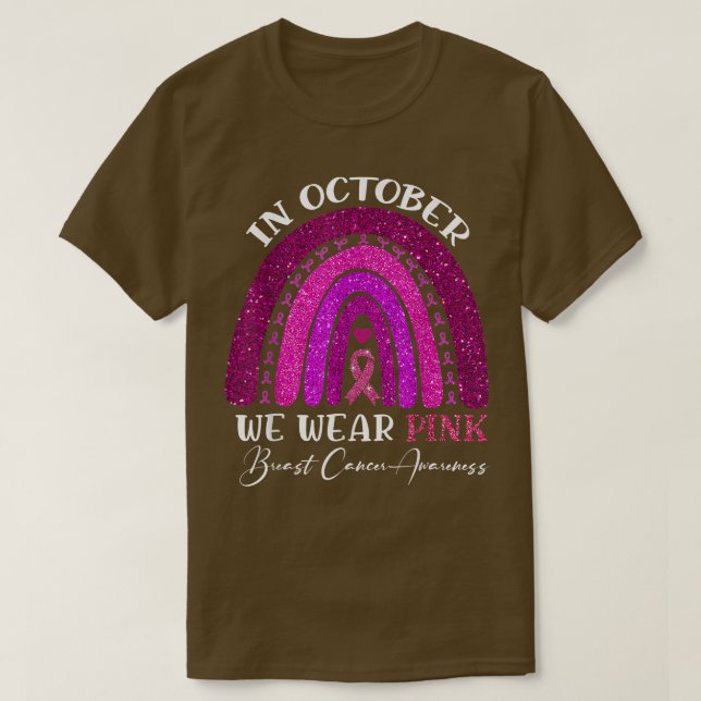 Camiseta Outubro Vestimos o Cancer rosa-arco-íris Awarene (Frente do Design)