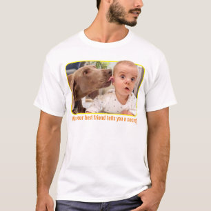 Camiseta Ouvido do bebê que bebe o cão