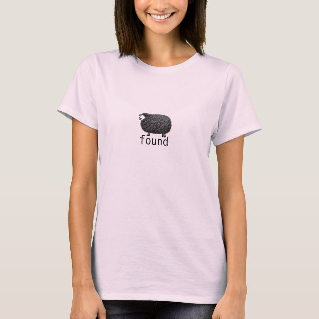 Camiseta Ovelha Negra com Texto "Encontrado" (Frente)