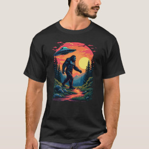 Camiseta OVNI Bigfoot Encontra Tee - Teto Gráfico De Selvag