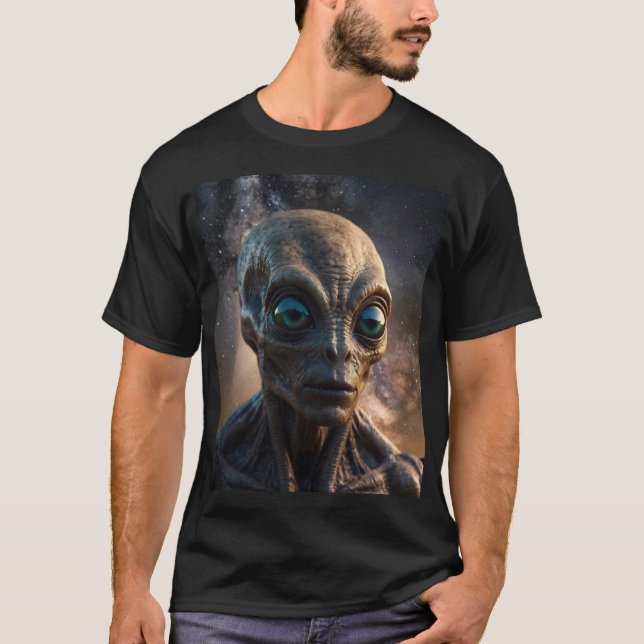 Camiseta OVNI de UAP alienígena por Juan Cabana T-Shirt (Frente)