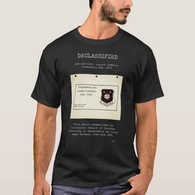 Camiseta OVNI - Desclassificado DOW-UAP-D049, LS, Base Aére (Frente)