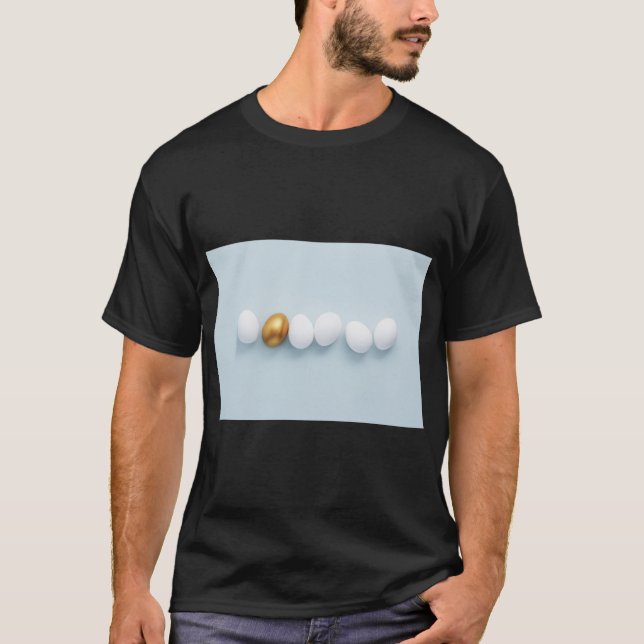 Camiseta Ovo de ouro entre branco - Design único (Frente)