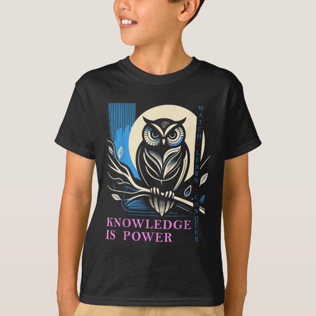 Camiseta Owl - Knowledge Is Wer - Wisdom Owl Design  (Frente)