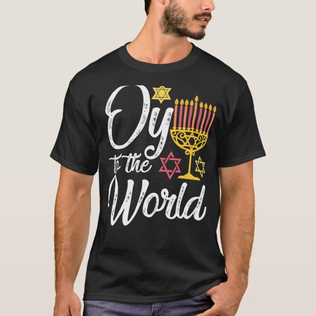 Camiseta Oy to the World Hanukkah Oito Dias Celebrado Judeu (Frente)