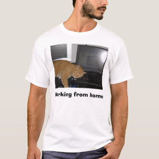 Camiseta P4040011, trabalhando da casa