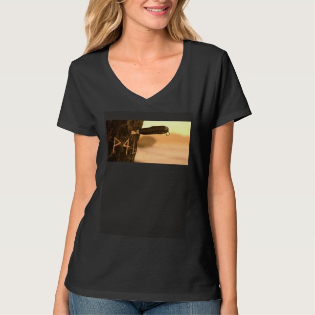 Camiseta P4L Facas Letras Gravadas em Árvore (Frente)