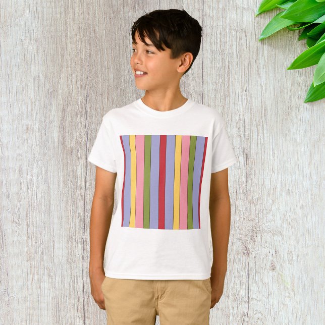 Camiseta Padrão Colorido de Stripes Verticais (Criador carregado)