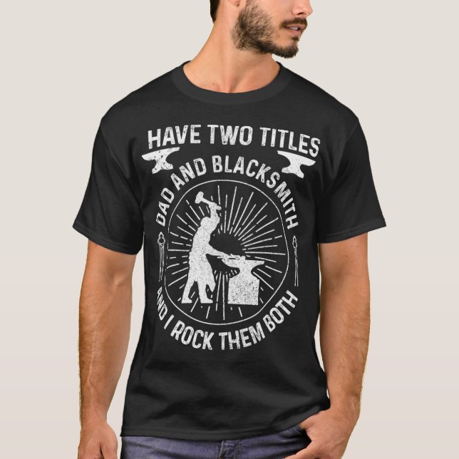 Camiseta Pai Blacksmith Dois Títulos Bladesmith Knife Maker (Frente)