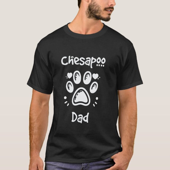 Camiseta Pai Chesapoo Mistura de Retriever do Chesapeake Ba (Frente)