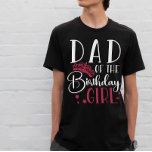 Camiseta Pai da Coincidência Personalizada do Esquadrão de<br><div class="desc">Procurando uma camisa de aniversário que fará sua festa terminar? Olhe só as camisas da nossa equipe de aniversário! Estas camisetas de na moda são perfeitas para qualquer festa de aniversário do dia fora. Nossas camisas combinam um presente de excelente para seus amigos e família, e podem ser vestidas juntas...</div>