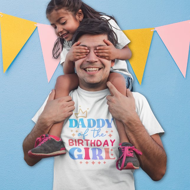 Camiseta Pai da garota de aniversário (Daddy of the Birthday Girl Multicolor men T-Shirt)