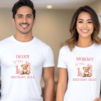 Pai da garota de aniversário dos pais do urso rosa