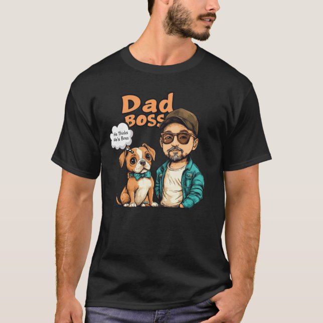 Camiseta Pai de cão acha que ele é o chefe (Frente)