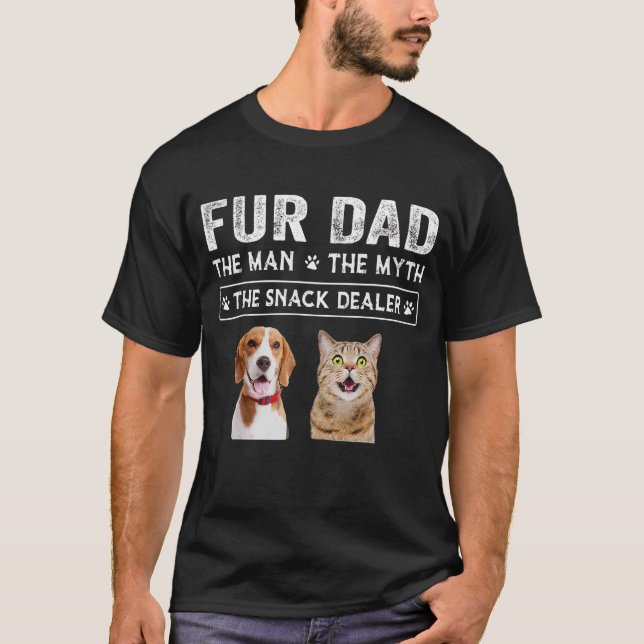 Camiseta Pai De Peles O Homem Os Homens Dão Um Cachorro Eng (Frente)