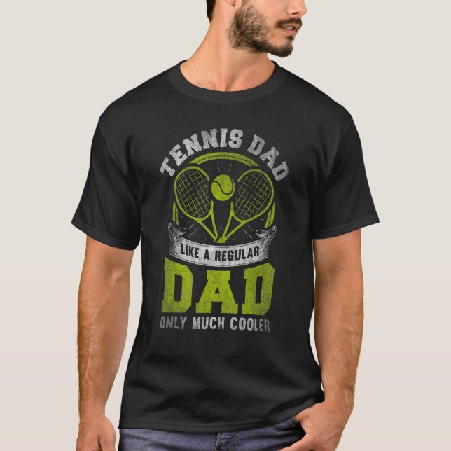 Camiseta Pai De Tênis De Meninos Como Um Pai Normal Apenas  (Frente)