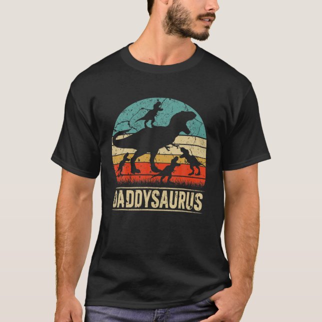 Camiseta Pai Dinossauro T Rex Daddysaurus 4 Crianças (Frente)