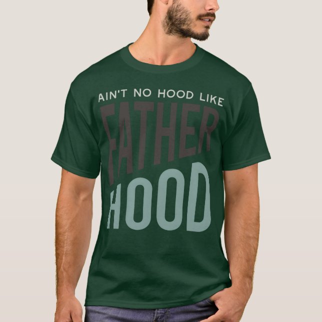 Camiseta Pai Dizendo "Não há madeira como o padre Hood" (Frente)