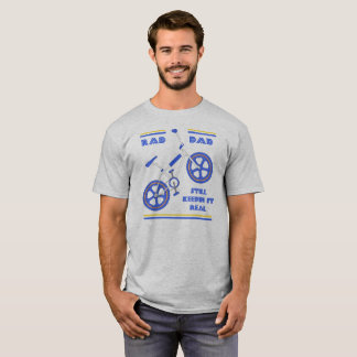Camiseta Pai do Rad dos azuis marinhos - ainda Keepin ele