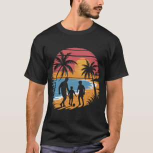 Camiseta Pai e dois filhos jogando futebol na praia