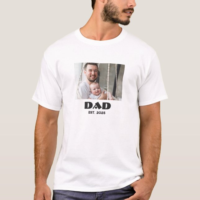 Camiseta Pai Estabeleceu Presente de Foto Ousado (Frente)