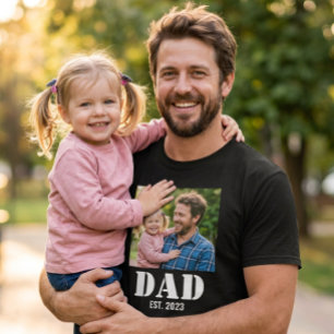 Camiseta Pai Estabeleceu Texto Branco Simples e Negrito e F