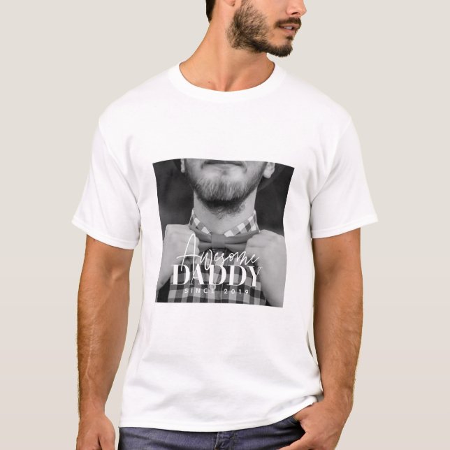 Camiseta Pai Incrível Desde 20XX Foto Elegante Simples (Frente)
