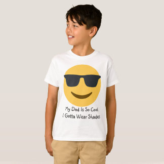 Camiseta Pai legal Emoji que veste o t-shirt das máscaras